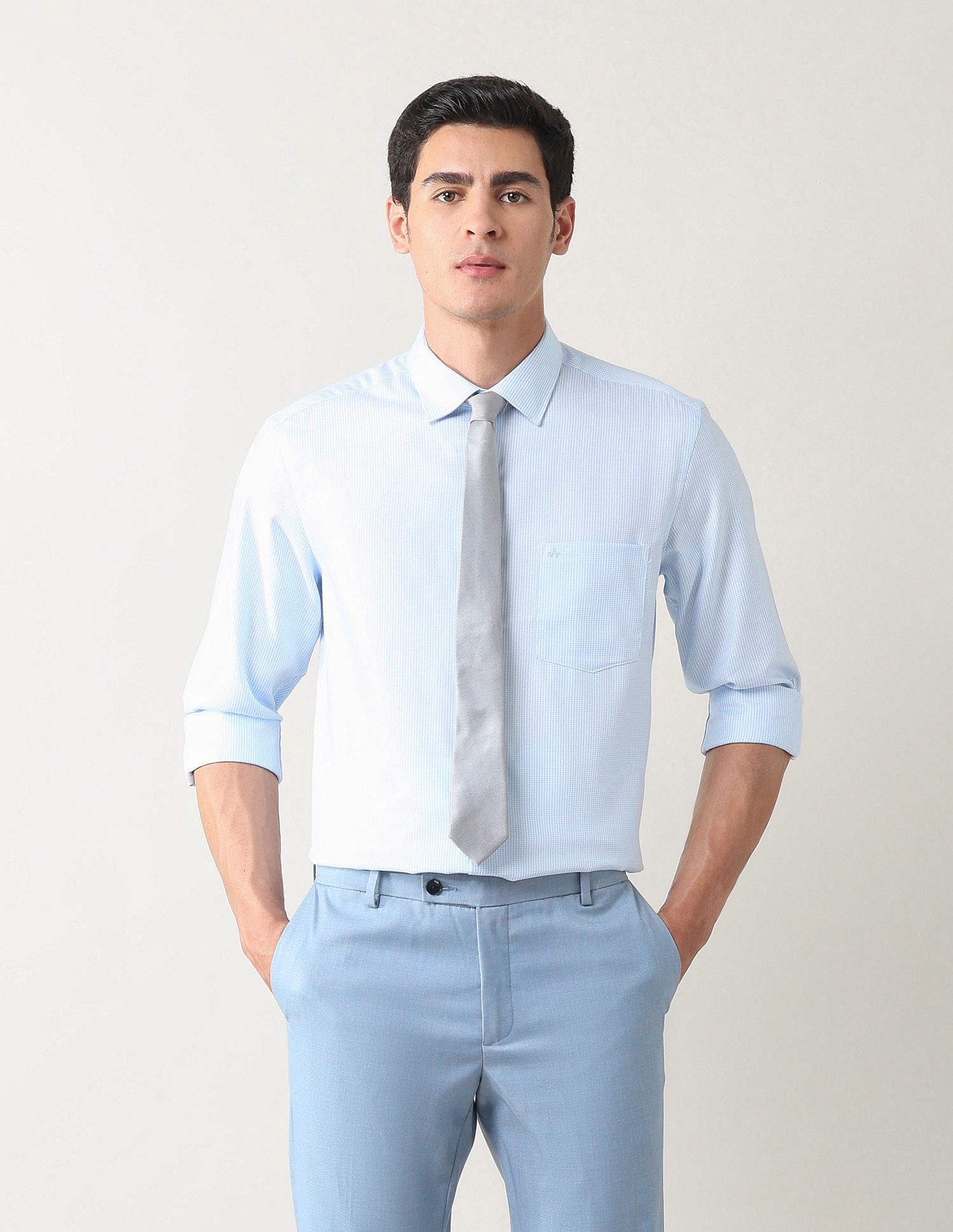 Arrow Manhattan Slim Fit Textured Shirt