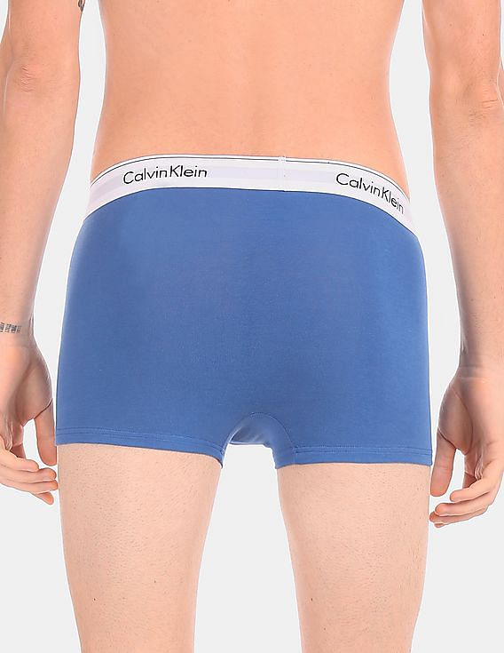 Calvin Klein Underwear Men Assorted Solid Mid Rise Cotton Stretch Trunks - Pack Of 3