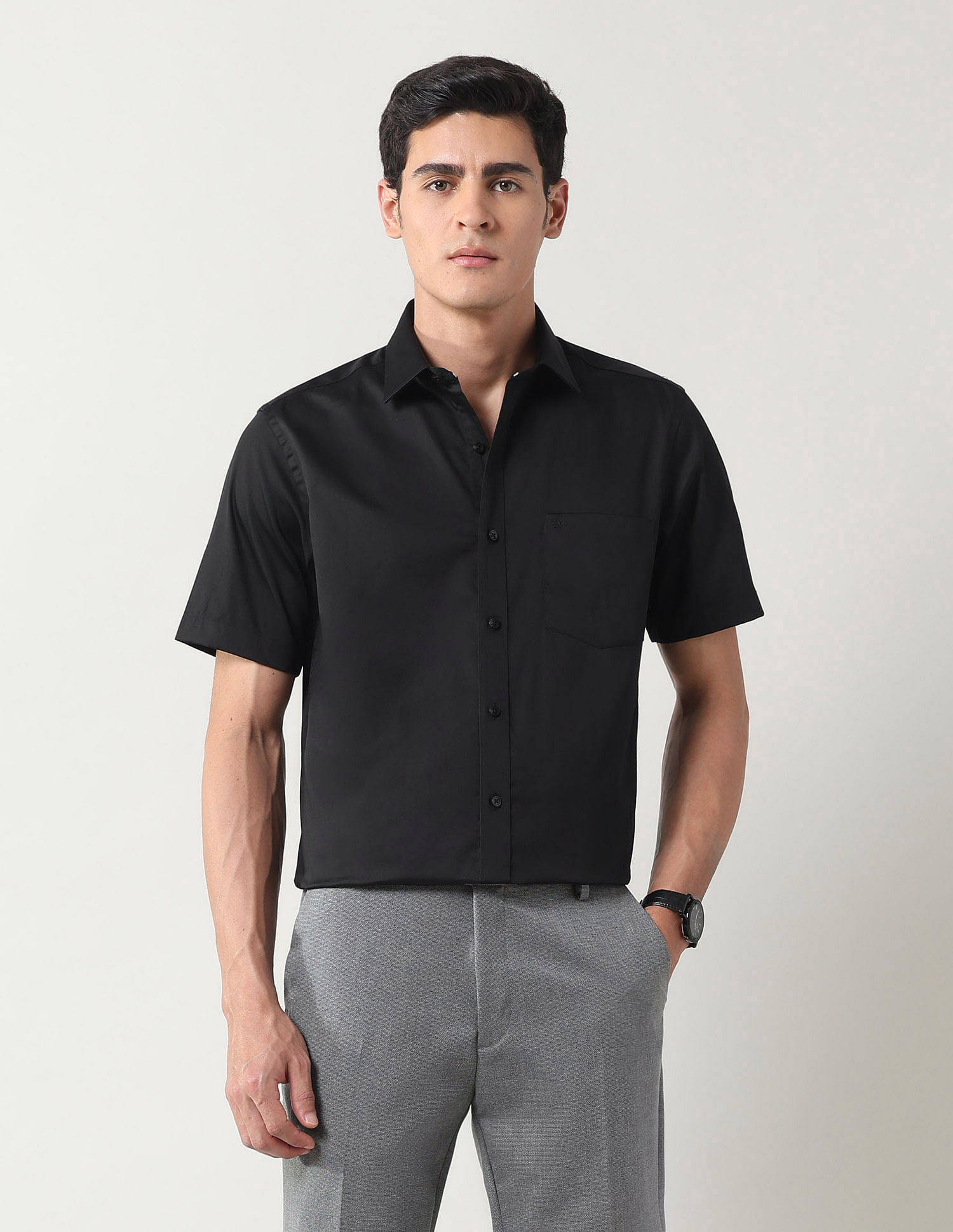 Arrow Solid Liberty Classic Fit Shirt