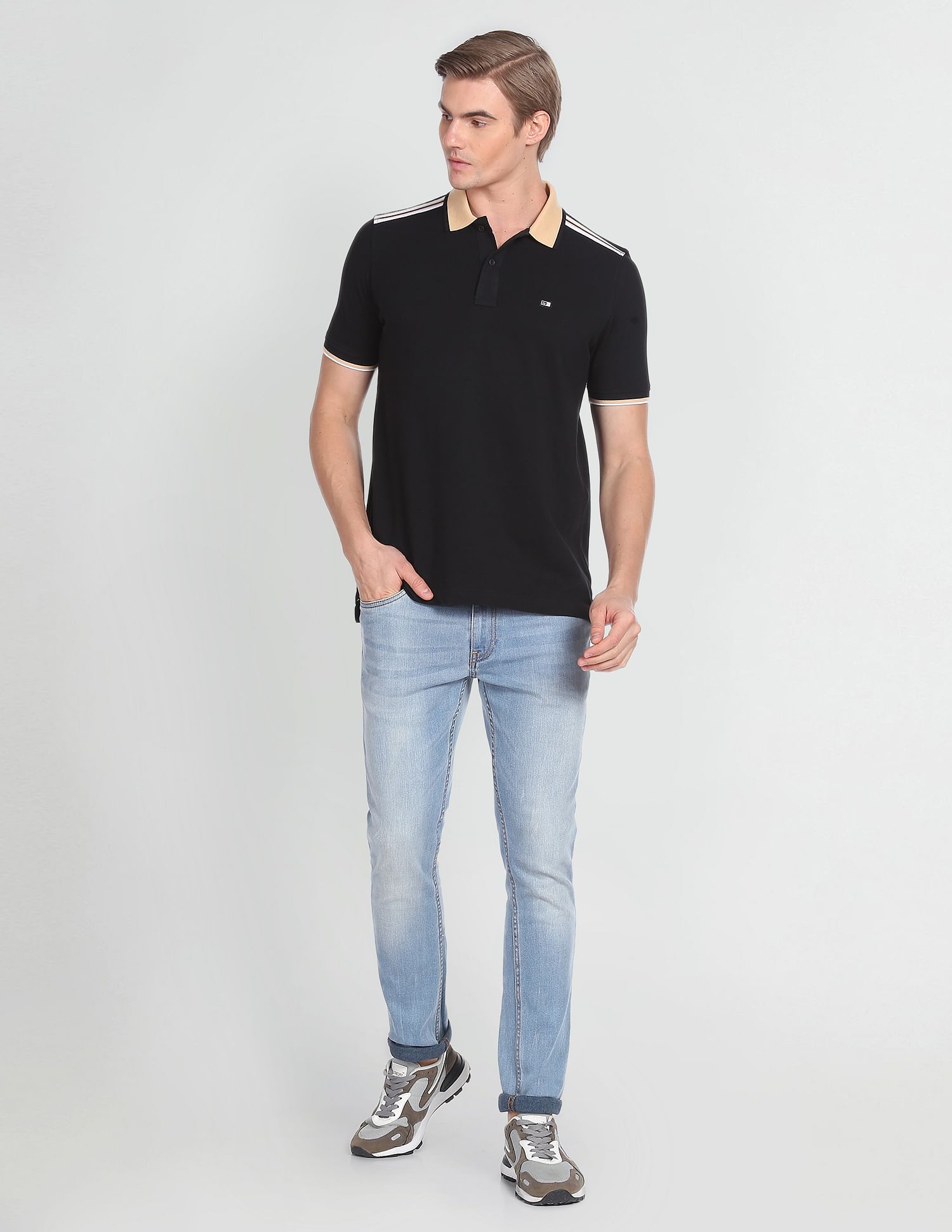 Arrow Solid Compact Cotton Polo Shirt