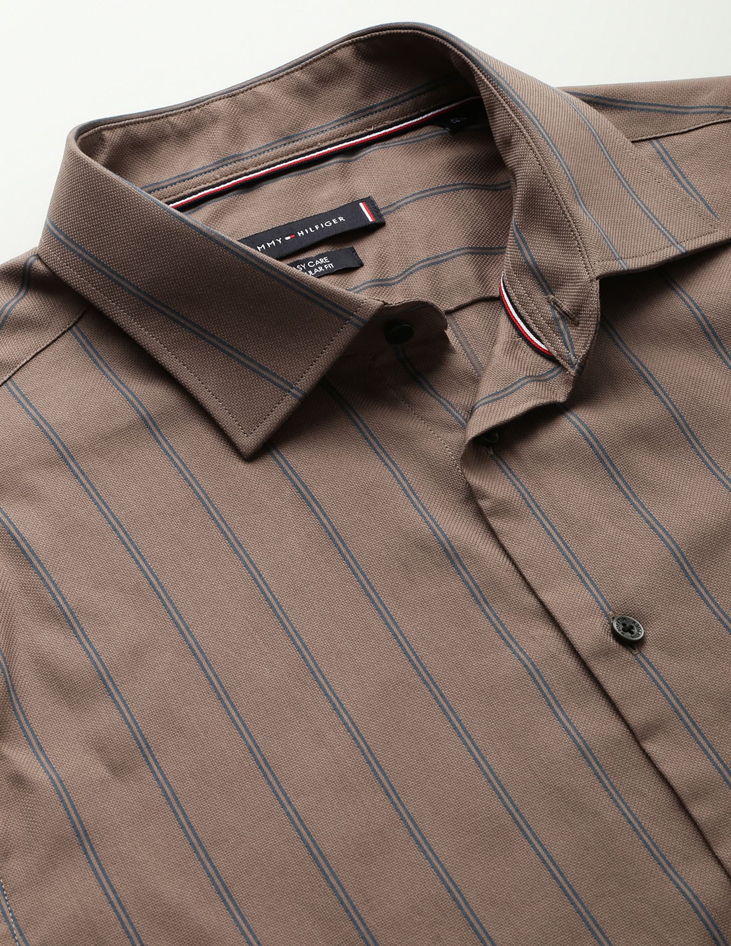 Tommy Hilfiger Cutaway Collar Twill Shirt