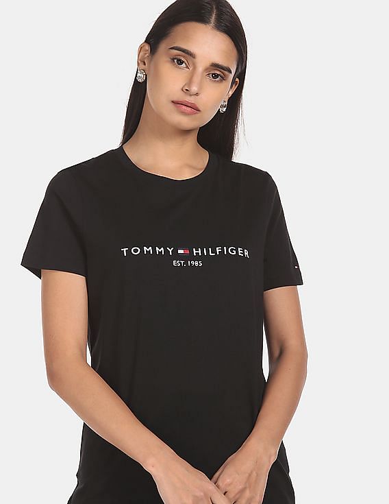 Buy Tommy Hilfiger Women Black Crew Neck Embroidered Logo T Shirt NNNOW