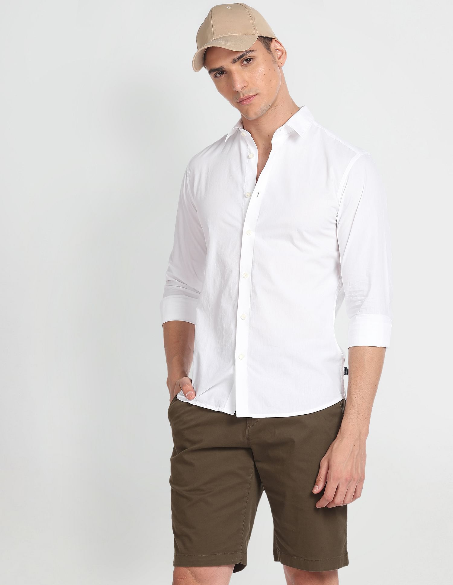 Flying Machine Solid Spread Collar Casual Shirt