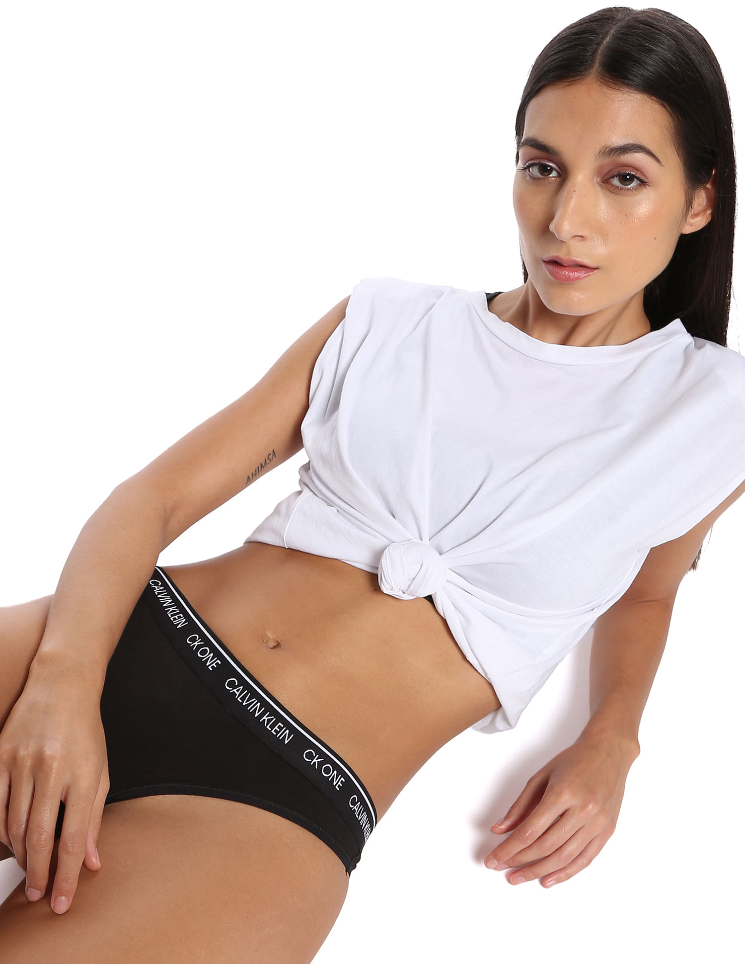 Buy Calvin Klein Underwear Women Black Mid Rise Solid Thong