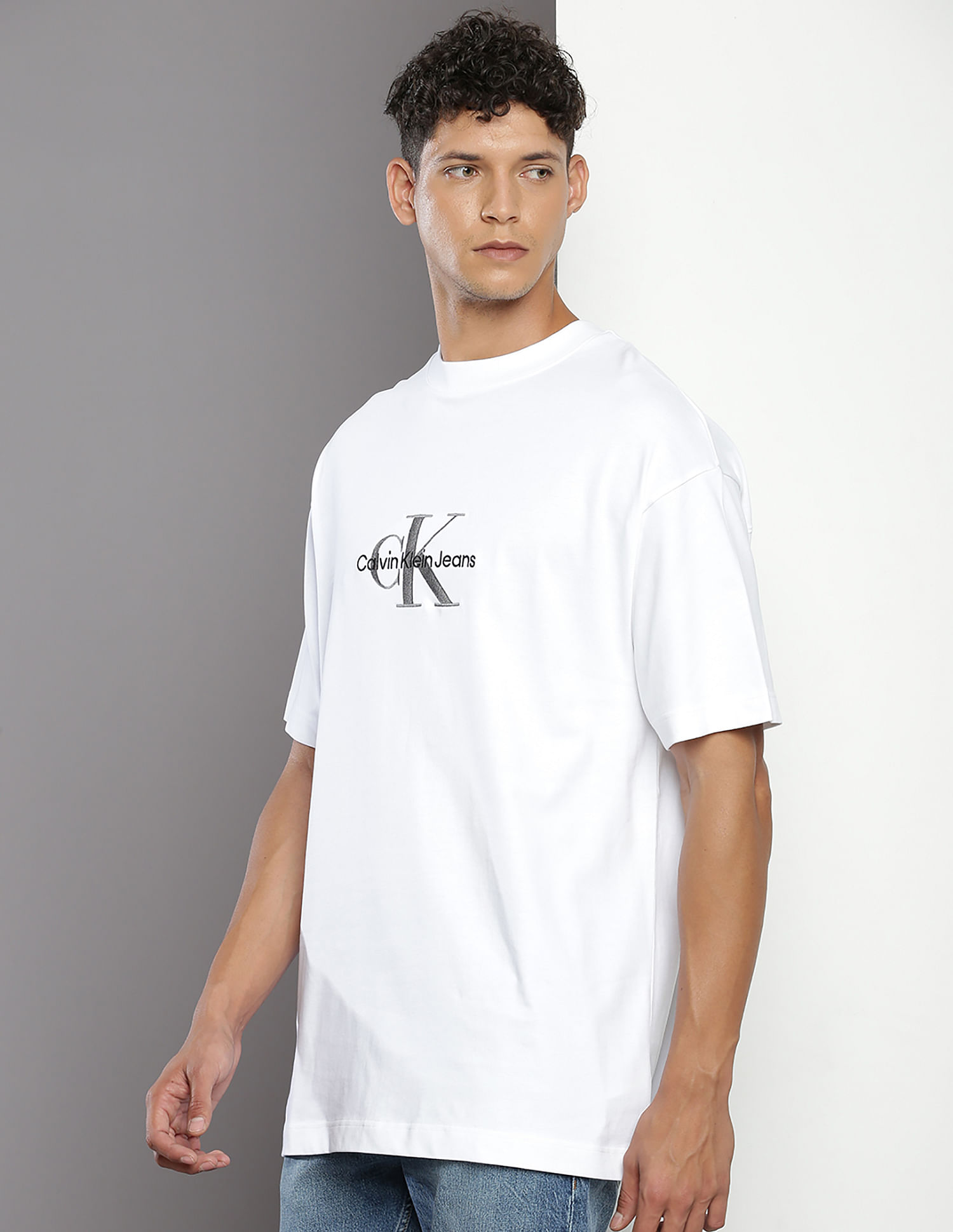 Calvin klein white logo t shirt best sale