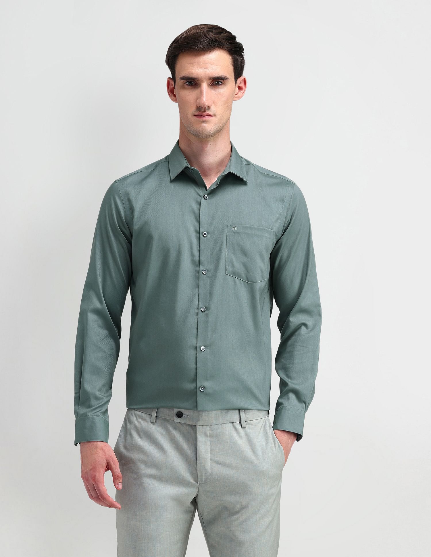 Arrow Solid Liberty Classic Fit Shirt