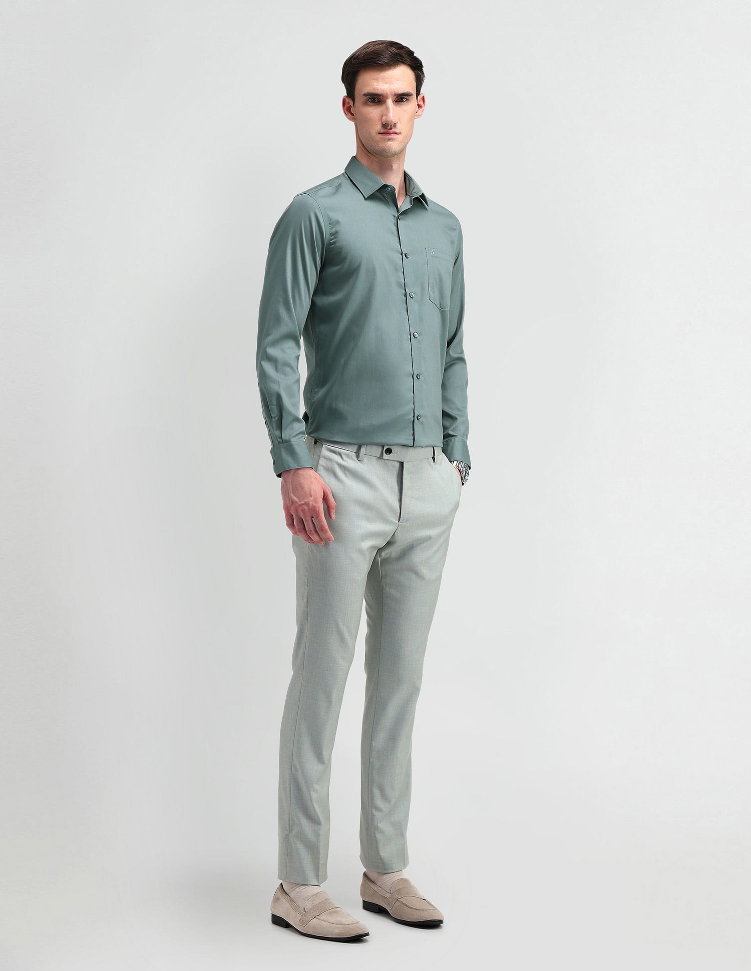Arrow Solid Liberty Classic Fit Shirt