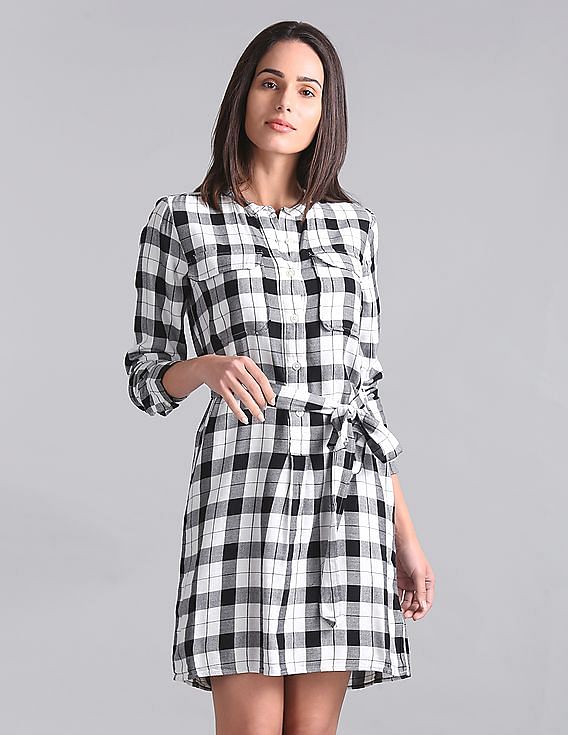 Gap black on sale and white dress