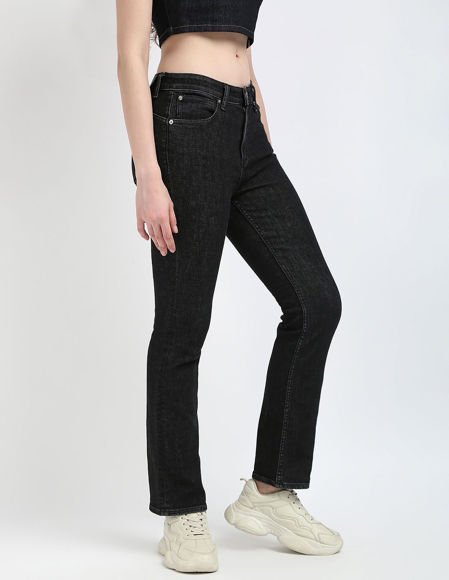 Calvin Klein Jeans Body Slim Fit Jeans