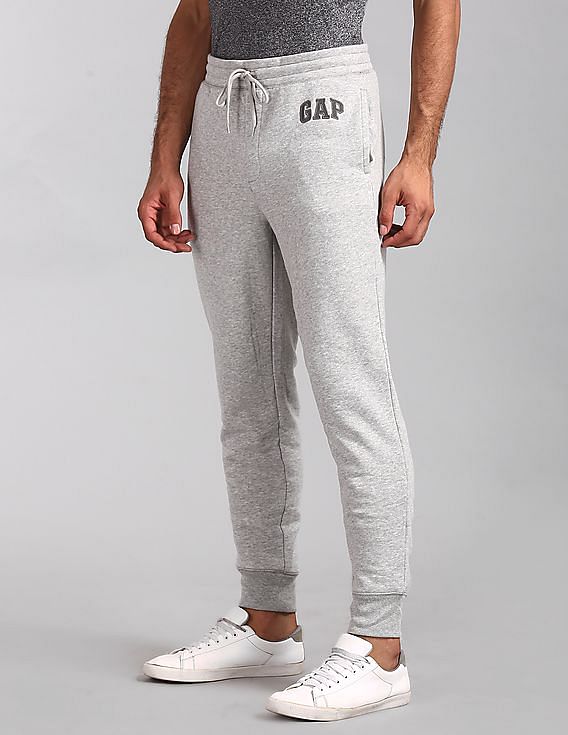 Gap joggers shop