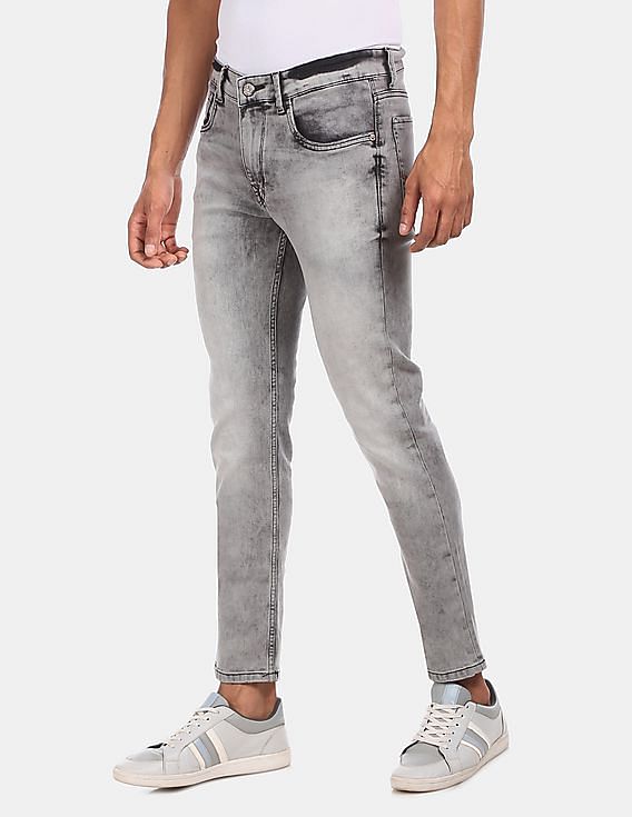 tapered fit mid rise jeans