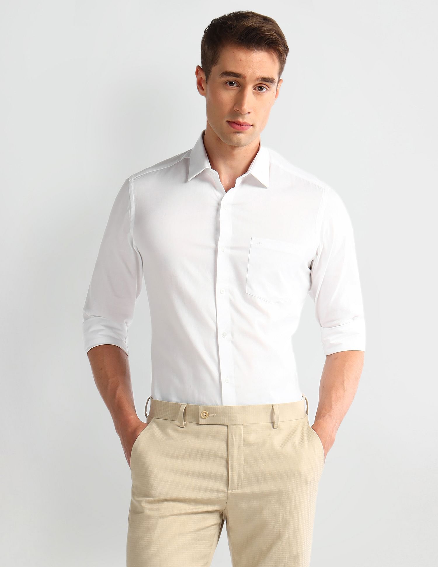 Arrow Cutaway Collar Slim Fit Shirt