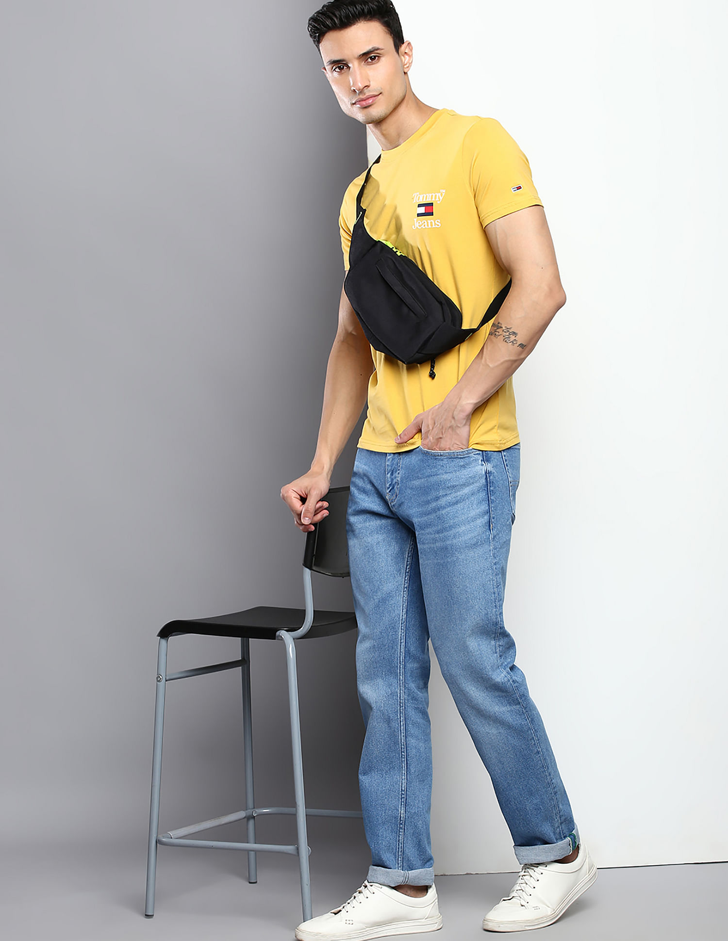Tommy Hilfiger Silicone HD Chest Logo Slim Fit T-Shirt