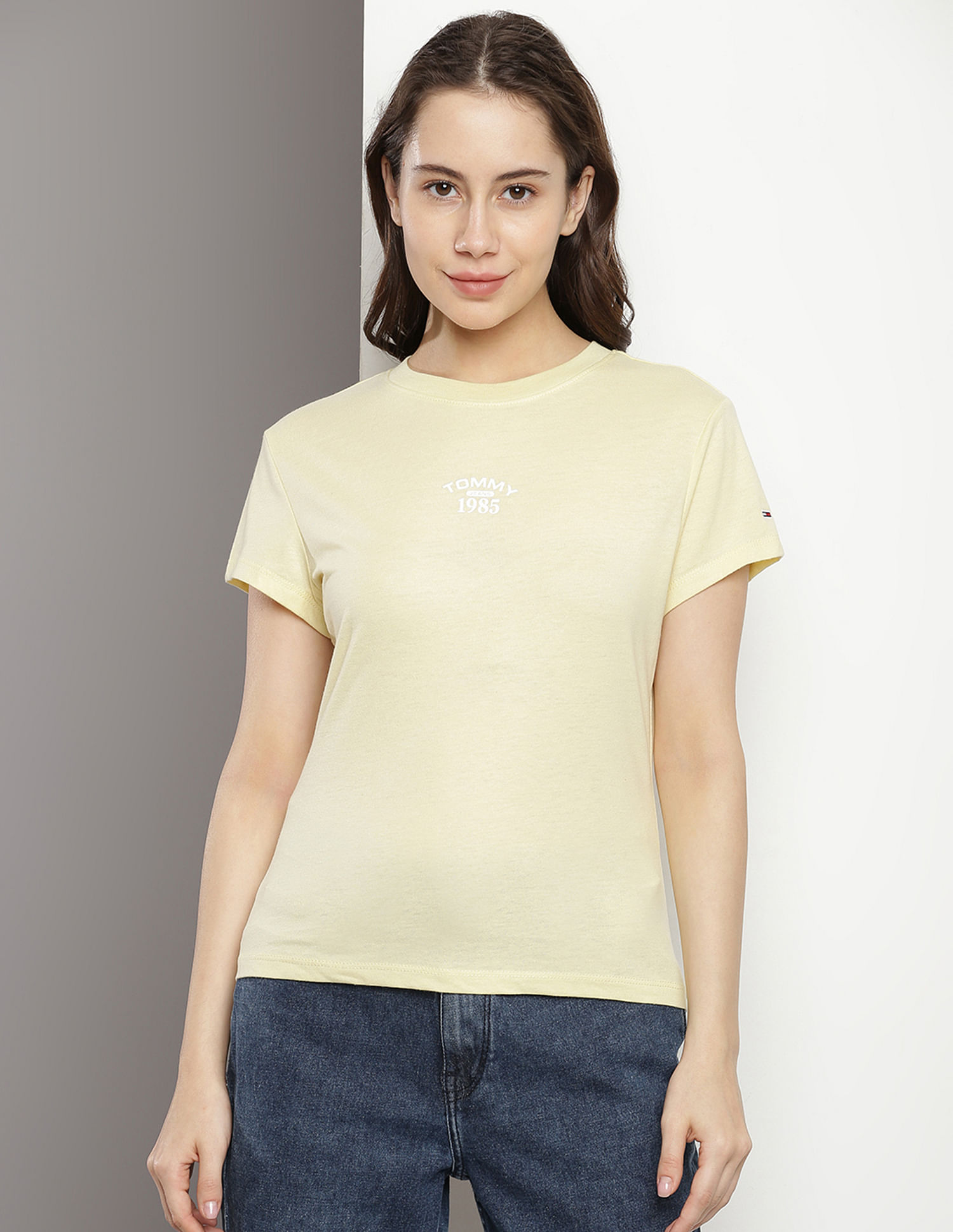 Tommy Hilfiger Crew Neck Solid Essential T-Shirt