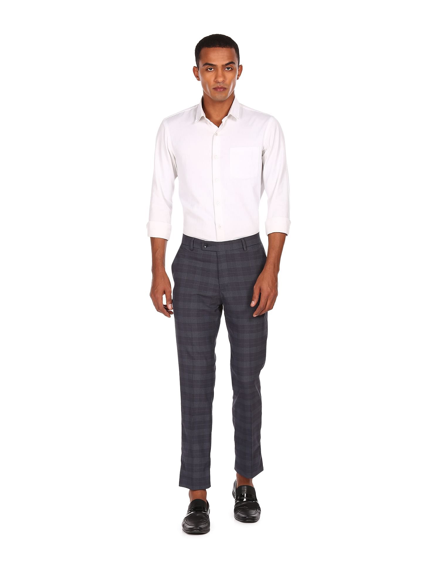 Buy ARROW SPORT Smart Flex Solid Casual Trouser | Shoppers Stop