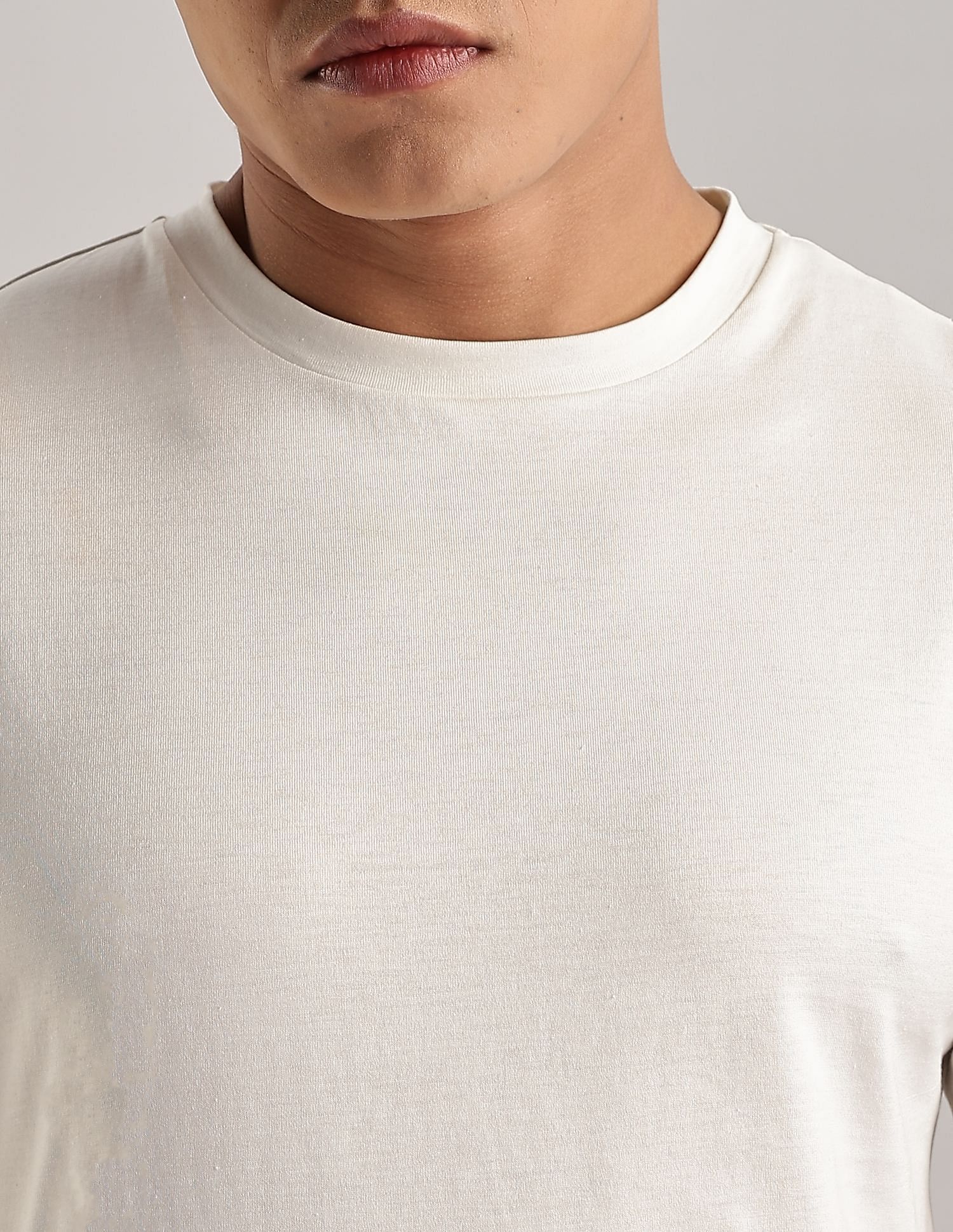 Calvin Klein Solid Regular-Fit Cotton T-Shirt