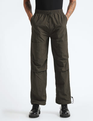 Buy Flying Machine Relaxed Fit Solid Trousers - NNNOW.com