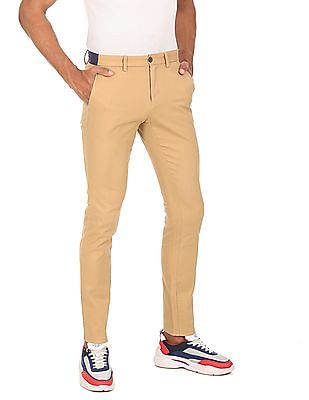 Tommy Hilfiger Men Light Khaki Denton Chino Straight Fit Textured Trousers