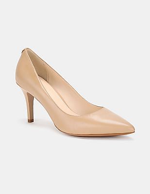 cole haan beige pumps