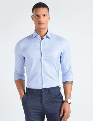 Calvin Klein Dobby Weave Slim Fit Shirt