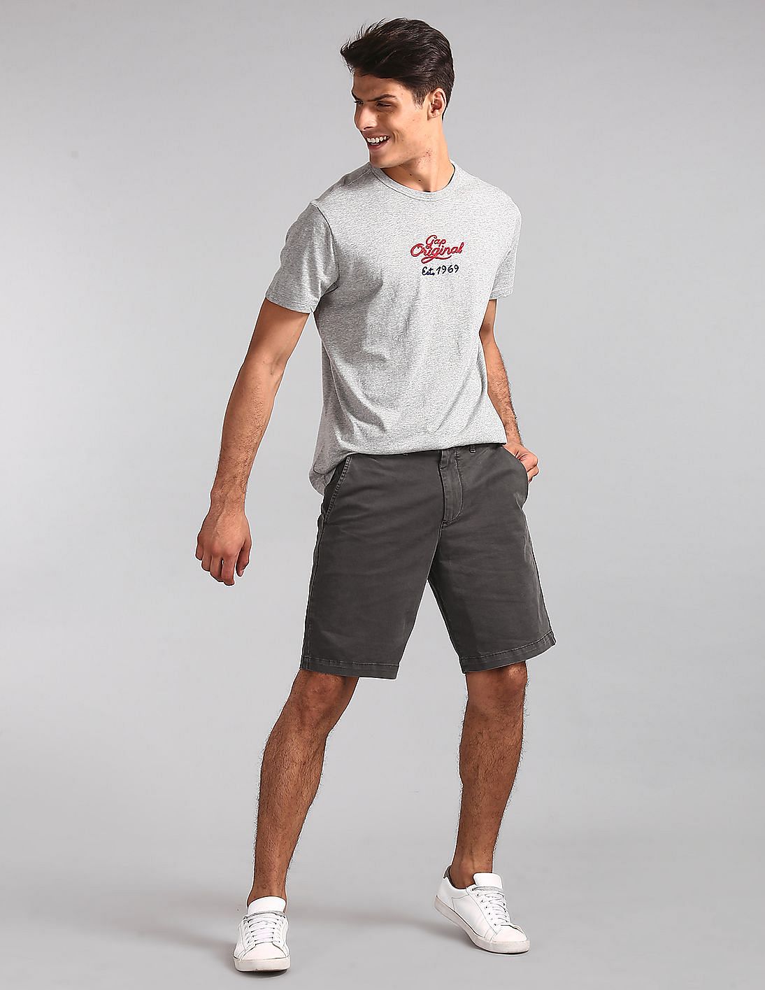 Buy GAP Men Grey 10