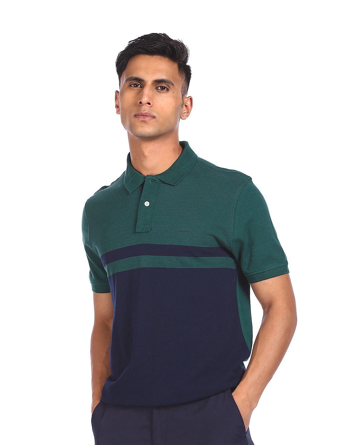 Buy Arrow Sports Men Green Short Sleeve Color Block Polo Shirt - NNNOW.com
