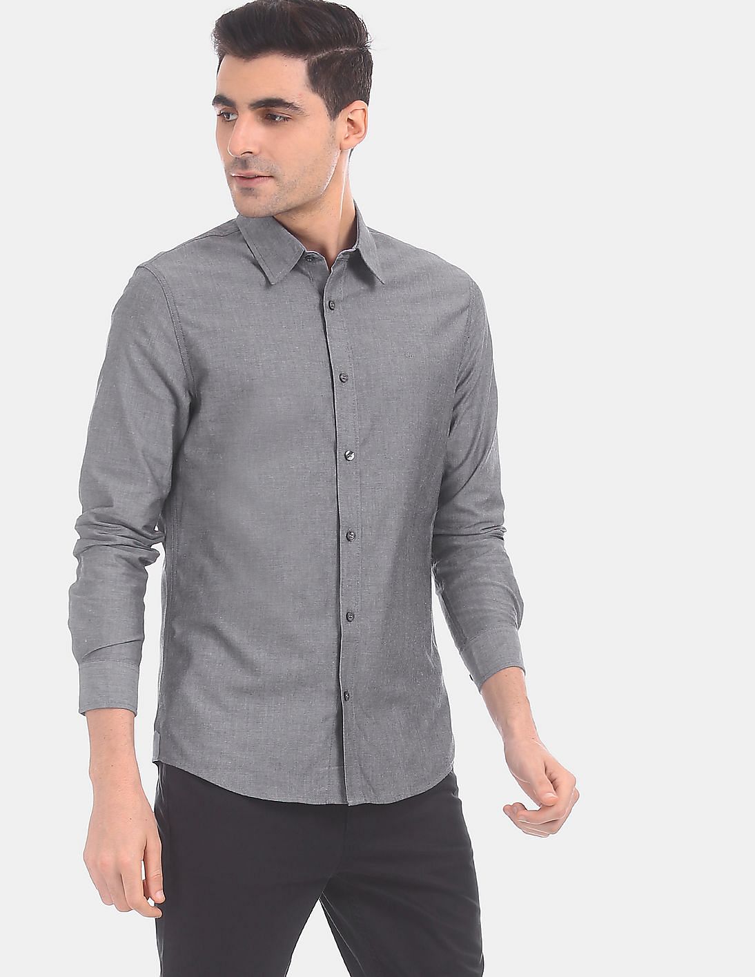 Buy Calvin Klein Men Grey Solid Long Sleeve Cotton Casual Shirt - NNNOW.com