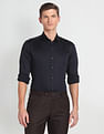 Arrow Manhattan Slim Fit Solid Shirt