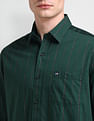 Arrow Sport Manhattan Slim Vertical Striped Shirt