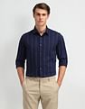 Arrow Manhattan Slim Fit Vertical Striped Shirt
