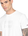 Tommy Hilfiger Men White Slim Fit Applique Flag T-Shirt