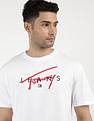 Tommy Hilfiger Graphic Signature Print Twist T-Shirt