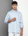 Tommy Hilfiger Cutaway Collar Solid Shirt