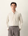 Arrow Textured Manhattan Slim Fit Ceremonial Shirt