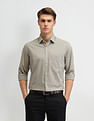 Arrow Vertical Striped Manhattan Slim Fit Shirt